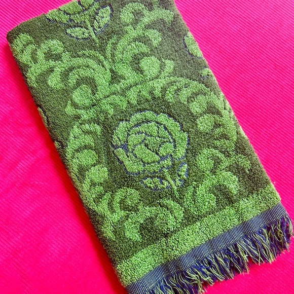 Vintage Green Cotton Bath/Hand Towel with Damask Design by Caldwell - Picture 1 of 5
